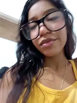 Snapshot of LeilaEbony chatting on 20, 9, 2025 LeilaEbony online show from 20, 9, 2025