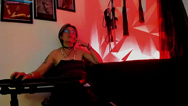 MistressNyx cg online show from 6, 10, 2025