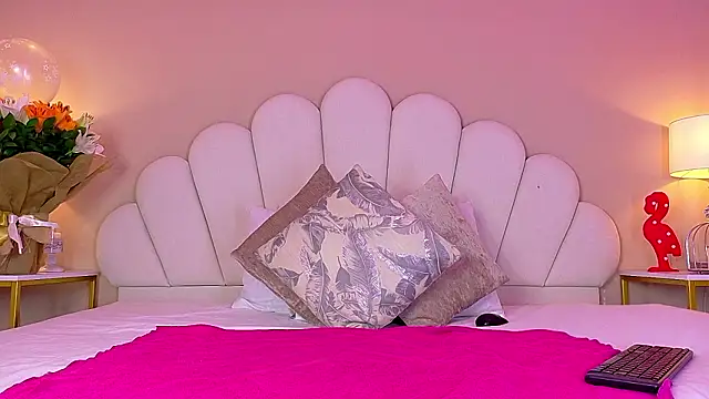 Davinna Fox online show from 10, 3, 2026