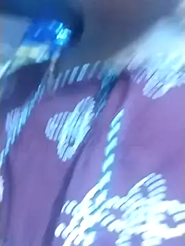 Snapshot of kavinila143 chatting on 3, 8, 2026 kavinila143 online show from 3, 8, 2026