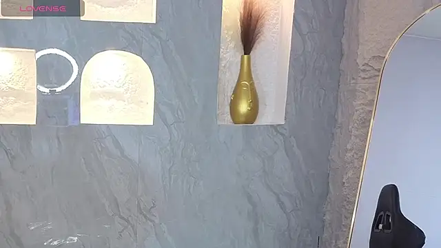 Snapshot of _Evoni_b chatting on 24, 10, 2025 Evoni b online show from 24, 10, 2025