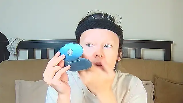 Derek Carter online show from 16, 12, 2025