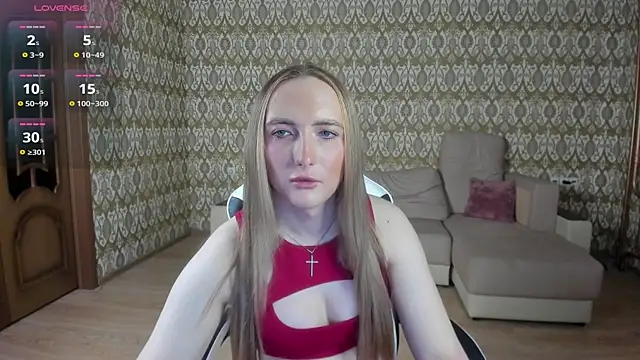 Snapshot of Vi_Luxy chatting on 1, 5, 2026 Vi Luxy online show from 1, 5, 2026