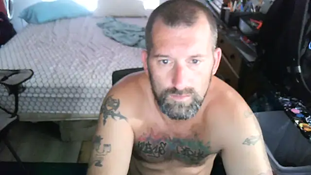 ladi3sfirst online show from 29, 9, 2025