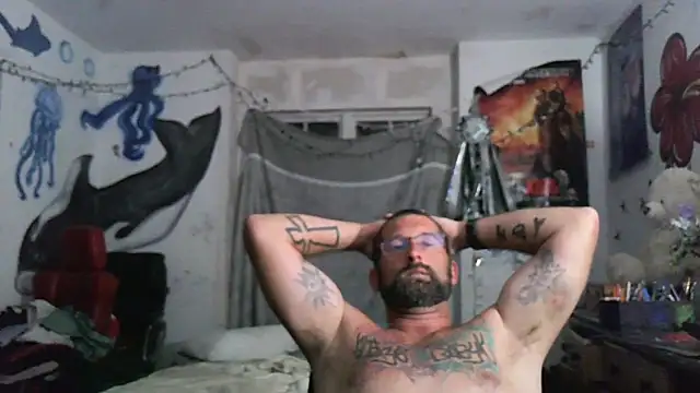 ladi3sfirst online show from 4, 10, 2025