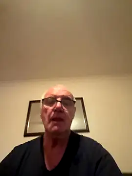 Snapshot of mke1874 chatting on 6, 1, 2026 mke1874 online show from 6, 1, 2026
