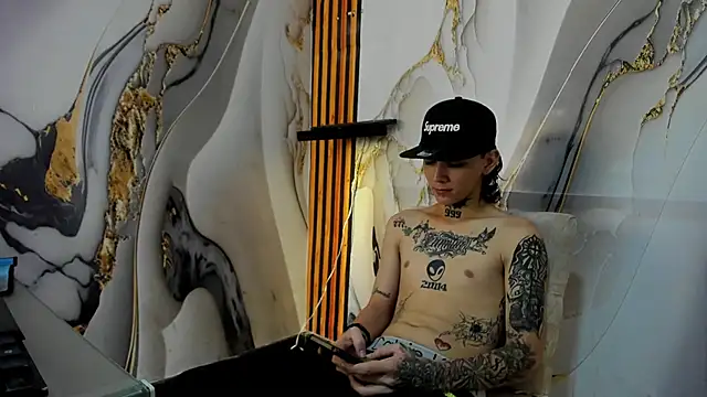 StraightBoy Nick online show from 26, 2, 2026