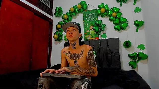 StraightBoy Nick online show from 21, 3, 2026