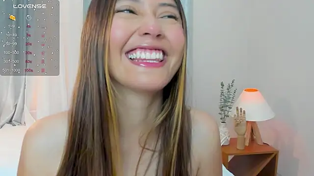 Snapshot of amy_innocent_1 chatting on 19, 9, 2025 amy innocent 1 online show from 19, 9, 2025