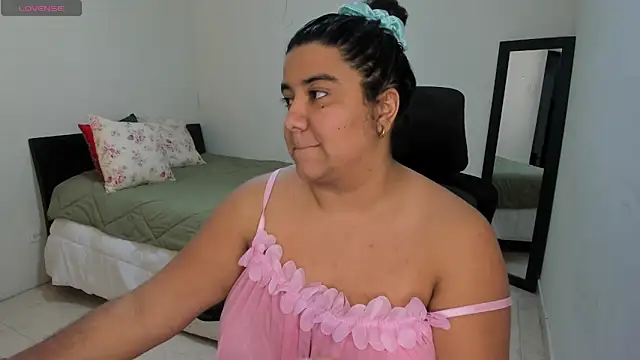 Snapshot of MariamCastiblanco chatting on 1, 6, 2026 MariamCastiblanco online show from 1, 6, 2026