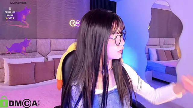 Arinextdoor online show from 21, 10, 2025