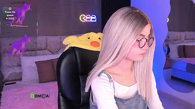 Arinextdoor online show from 30, 10, 2025