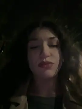 ScarletBloom  online show from 19, 4, 2026