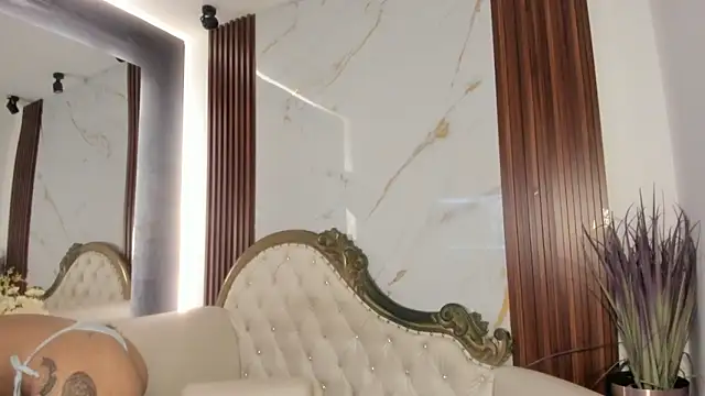 CoralieBronson online show from 19, 9, 2025