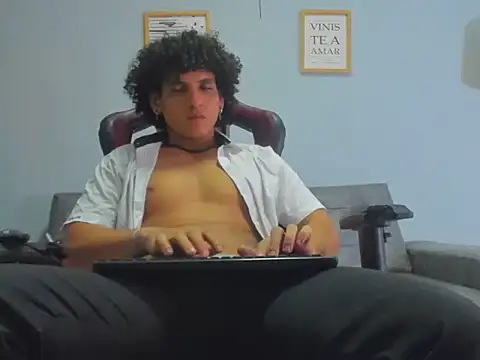 Xfire boy69 online show from 9, 9, 2025