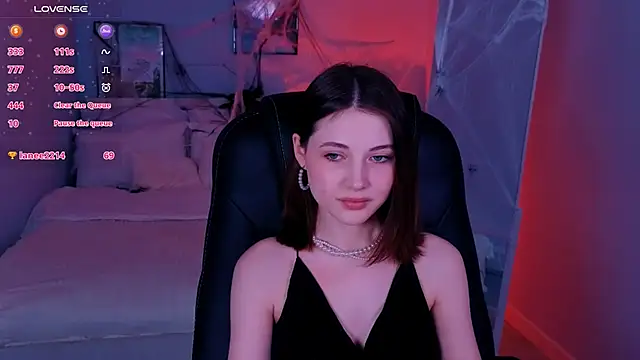 Snapshot of Kimmie_shine chatting on 24, 10, 2025 Kimmie shine online show from 24, 10, 2025