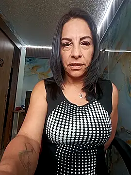  Kamy Hot online show from 9, 4, 2026