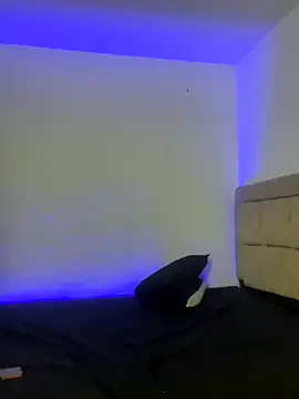 Snapshot of EmilyNoir1 chatting on 5, 11, 2025 EmilyNoir1 online show from 5, 11, 2025