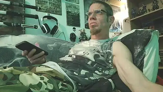 TomXXII online show from 28, 10, 2025