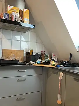 SweetTeenGirl online show from 29, 9, 2025