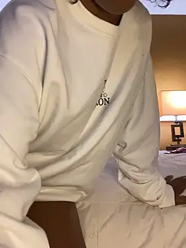 Snapshot of StaciDiamond chatting on 4, 10, 2025 StaciDiamond online show from 4, 10, 2025