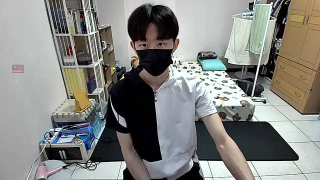 Snapshot of Kerberos_999 chatting on 21, 10, 2025 Kerberos 999 online show from 21, 10, 2025