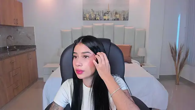 Snapshot of miranda_crawfor chatting on 13, 1, 2026 miranda crawfor online show from 13, 1, 2026