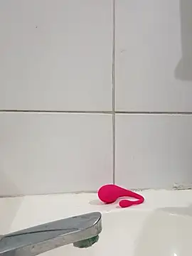 Snapshot of francheskaaaaaaaa22ot chatting on 2, 12, 2025 francheskaaaaaaaa22ot online show from 2, 12, 2025