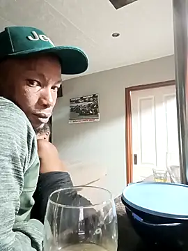 Snapshot of SHORTGUN_STALLION chatting on 14, 3, 2026 SHORTGUN STALLION online show from 14, 3, 2026