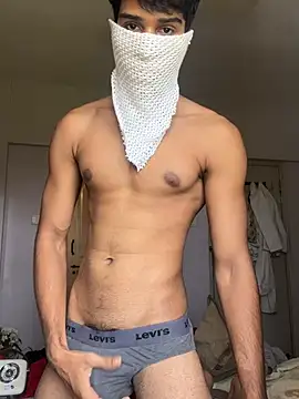 alwayshotandbig online show from 17, 4, 2026