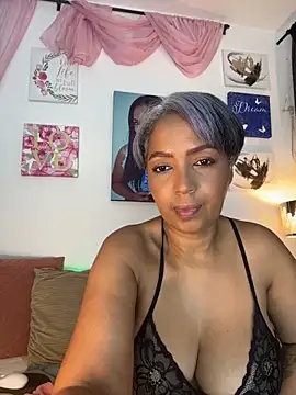 skarlleth 11 online show from 7, 4, 2026