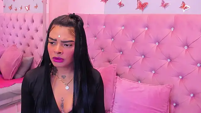 Snapshot of EmmaEbony_ chatting on 23, 9, 2025 EmmaEbony online show from 23, 9, 2025