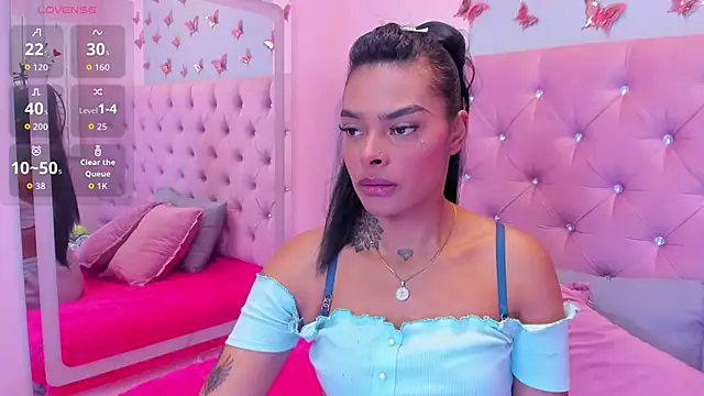 EmmaEbony  online show from 17, 4, 2026