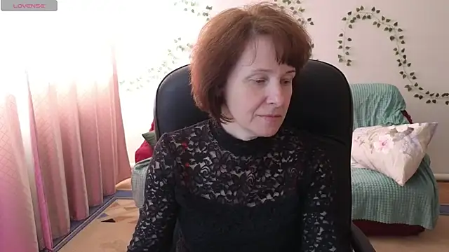 Snapshot of Lia_Tito chatting on 6, 5, 2026 Lia Tito online show from 6, 5, 2026