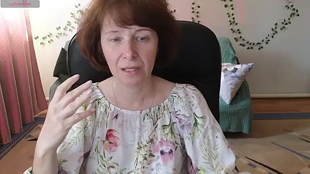 Snapshot of Lia_Tito chatting on 7, 5, 2026 Lia Tito online show from 7, 5, 2026
