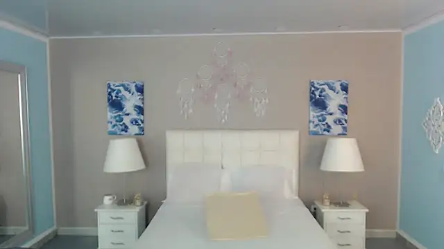 maddissonivanova online show from 17, 10, 2025