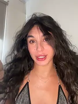 Snapshot of MonicaSalvatore chatting on 3, 11, 2025 MonicaSalvatore online show from 3, 11, 2025