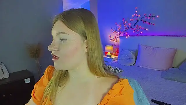 Snapshot of AshleyJoness chatting on 6, 7, 2026 AshleyJoness online show from 6, 7, 2026