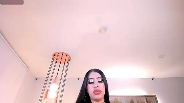 Snapshot of LeahLombardi_ chatting on 26, 10, 2025 LeahLombardi online show from 26, 10, 2025