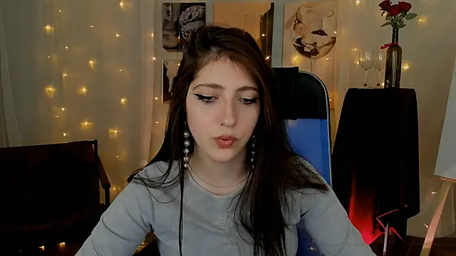 Mary Miiller online show from 17, 12, 2025