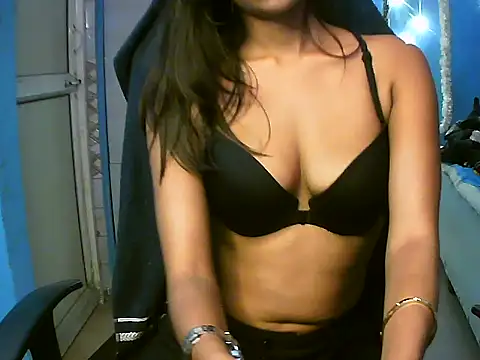 RENUKA RAJPUT online show from 26, 11, 2025