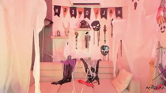 anuskah online show from 11, 10, 2025