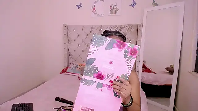 Snapshot of bonniebakerz1 chatting on 5, 2, 2026 bonniebakerz1 online show from 5, 2, 2026