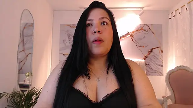 Ashley Grahaam online show from 23, 11, 2025