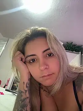 Snapshot of sophiemonroevip chatting on 19, 5, 2026 sophiemonroevip online show from 19, 5, 2026