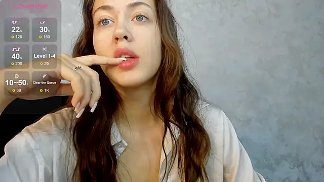 SaraMoren0 online show from 14, 9, 2025