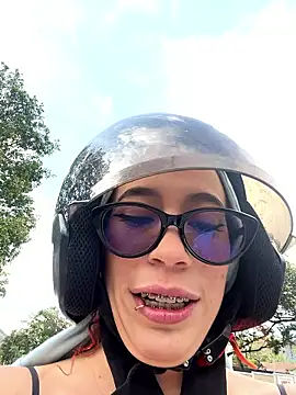 Dayanna adams online show from 12, 1, 2026