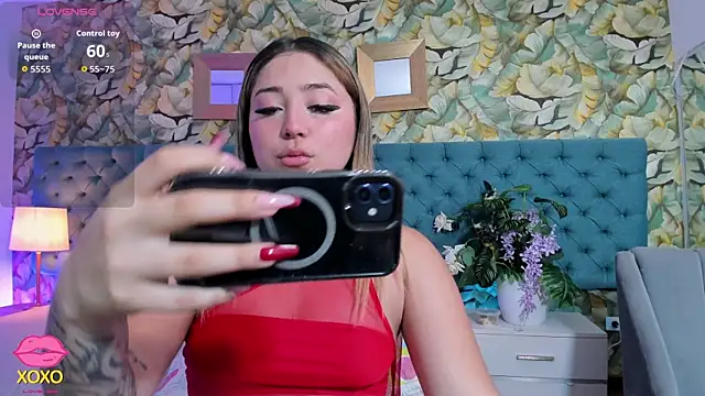Snapshot of PatyLawrence chatting on 27, 6, 2026 PatyLawrence online show from 27, 6, 2026