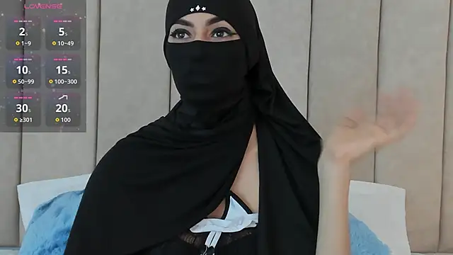 Snapshot of _Zahiira_ chatting on 2, 3, 2026 Zahiira online show from 2, 3, 2026