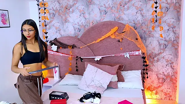 Snapshot of RavenGloomy chatting on 24, 10, 2025 RavenGloomy online show from 24, 10, 2025